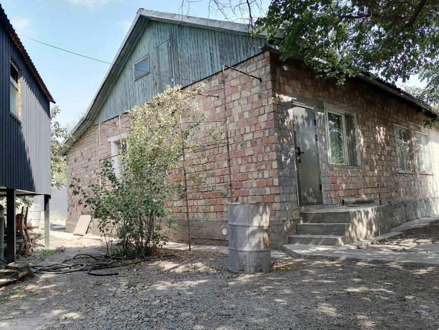 Дом, 120 м², 7 комнат, Агентство недвижимости, Евроремонт Бишкек - сүрөт 1