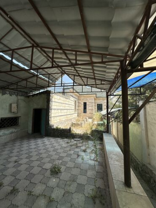 Дом, 200 м², 8 комнат, Собственник, ПСО (под самоотделку) Бишкек - сүрөт 1