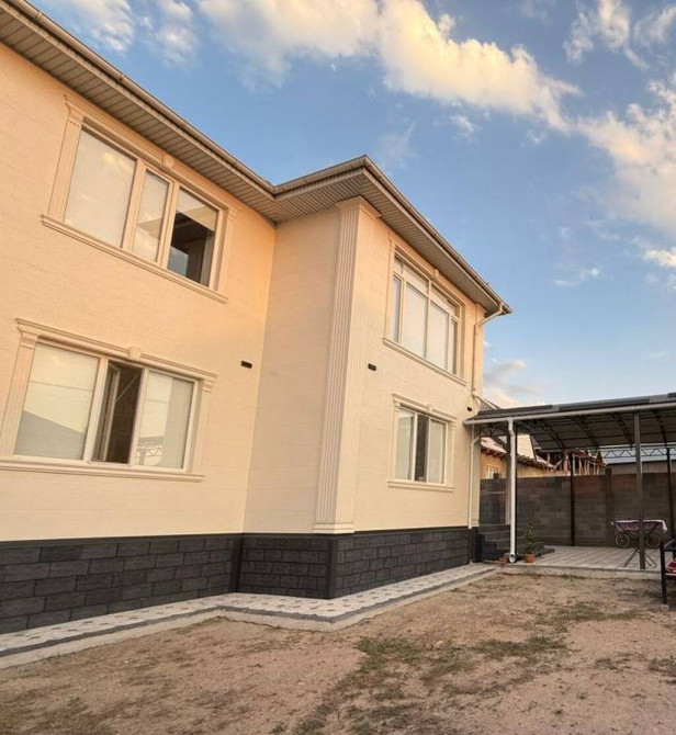 Дом, 180 м², 8 комнат, Агентство недвижимости, Евроремонт Бишкек - сүрөт 1