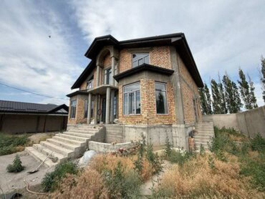 Дом, 380 м², 8 комнат, Агентство недвижимости, ПСО (под самоотделку) Бишкек - сүрөт 5