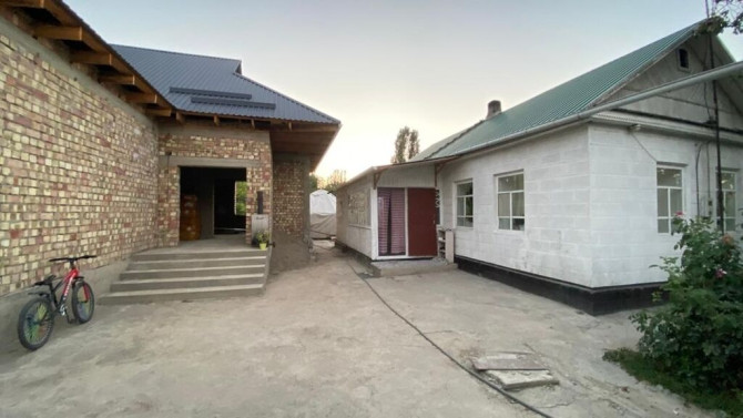 Дом, 170 м², 8 комнат, Собственник, ПСО (под самоотделку) Бишкек - сүрөт 1