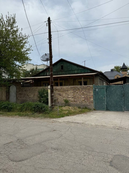 Дом, 70 м², 8 комнат, Собственник, Косметический ремонт Bishkek - photo 1