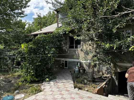 Дом, 191 м², 8 комнат, Собственник, Старый ремонт Бишкек