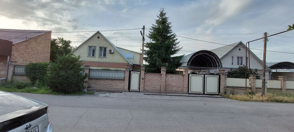 Дом, 280 м², 8 комнат, Собственник, Евроремонт Бишкек - сүрөт 1