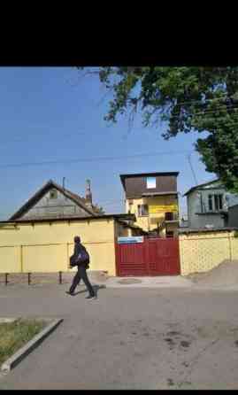 Дом, 200 м², 8 комнат, Собственник Бишкек