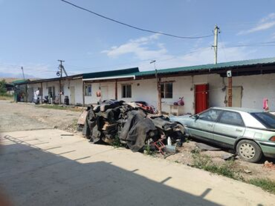 Дом, 200 м², 8 комнат, Собственник Бишкек - сүрөт 1