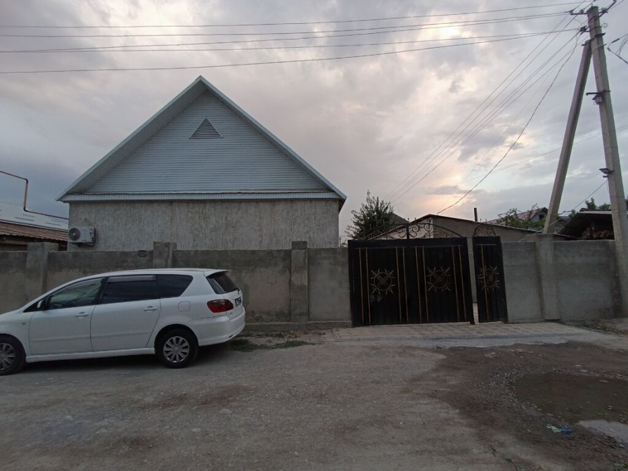 Дом, 250 м², 8 комнат, Собственник Бишкек - сүрөт 1