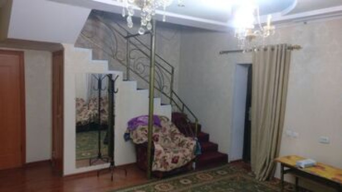 Дом, 205 м², 8 комнат, Собственник, Косметический ремонт Бишкек - сүрөт 4