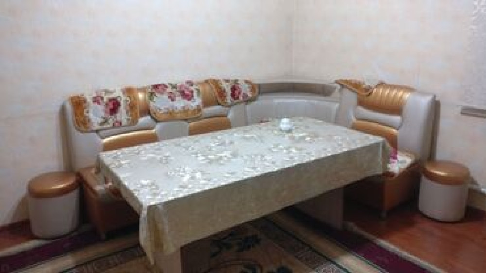 Дом, 205 м², 8 комнат, Собственник, Косметический ремонт Bishkek - photo 1