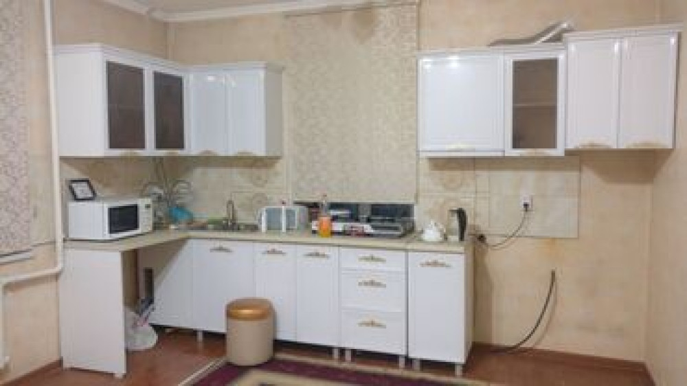 Дом, 205 м², 8 комнат, Собственник, Косметический ремонт Bishkek - photo 2