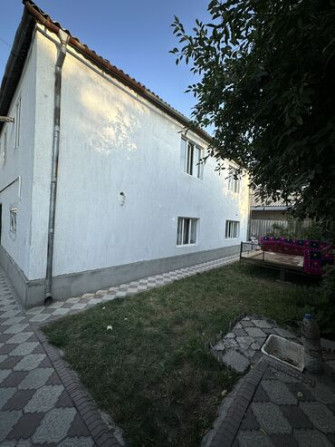 Дом, 220 м², 8 комнат, Агентство недвижимости, Евроремонт Бишкек - изображение 2