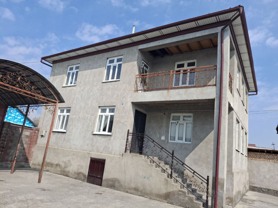 Дом, 320 м², 8 комнат, Собственник, Евроремонт Bishkek - photo 1