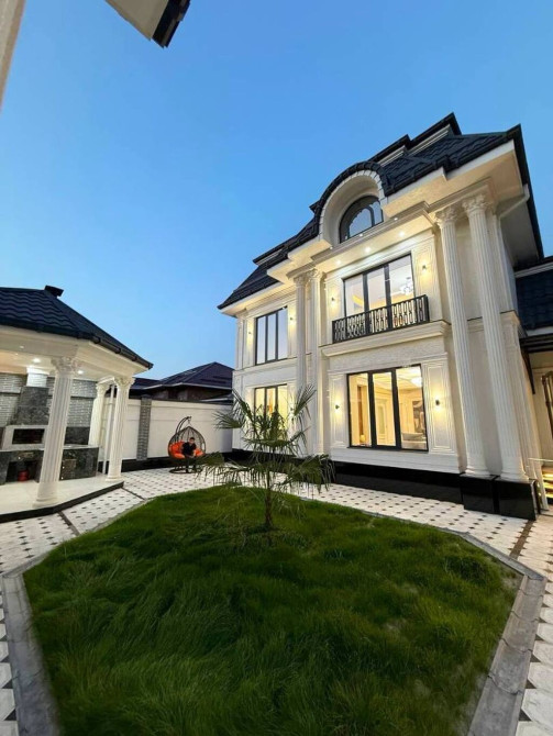 Дом, 270 м², 8 комнат, Собственник, Евроремонт Bishkek - photo 1