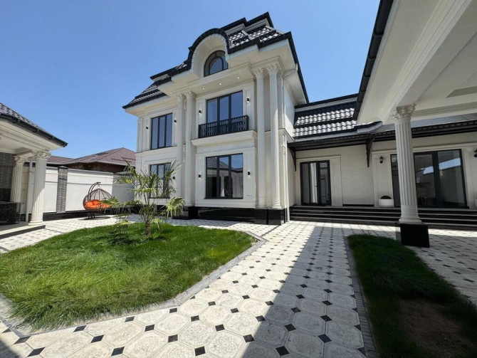 Дом, 270 м², 8 комнат, Риэлтор, Дизайнерский ремонт Бишкек - сүрөт 1