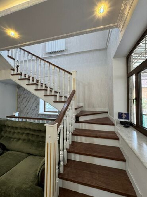 Дом, 300 м², 8 комнат, Собственник Бишкек - сүрөт 2