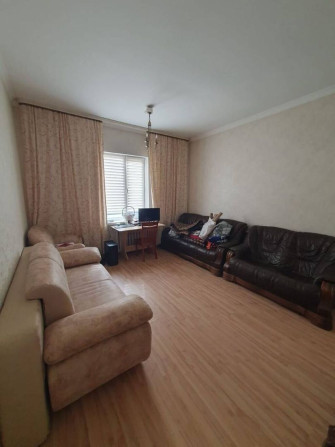 Дом, 450 м², 8 комнат, Агентство недвижимости Бишкек - сүрөт 1
