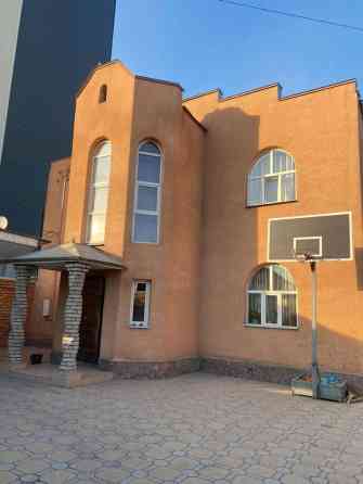 Дом, 270 м², 8 комнат, Риэлтор, Евроремонт Бишкек