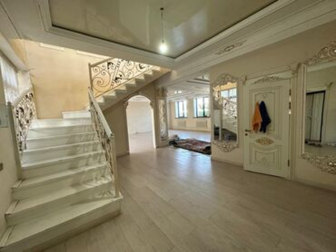 Дом, 350 м², 10 комнат, Риэлтор, Дизайнерский ремонт Бишкек - сүрөт 2