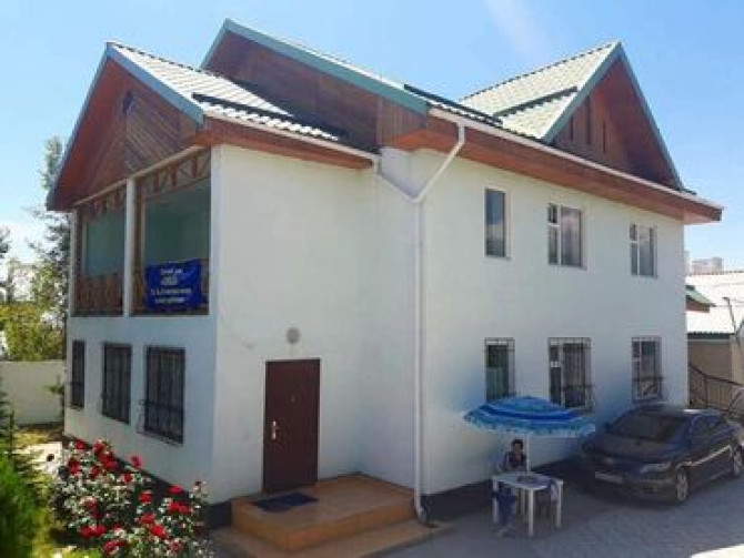 Коттедж, 210 м², 10 комнат, Риэлтор, Евроремонт Bishkek - photo 1