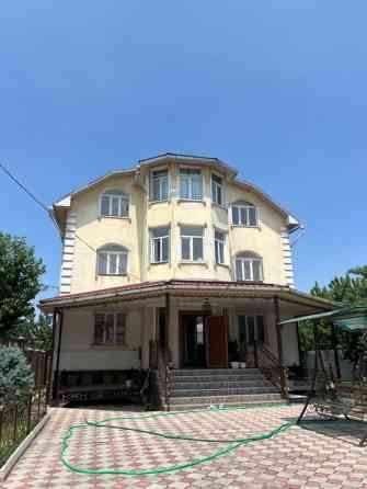Дом, 400 м², 10 комнат, Собственник Бишкек