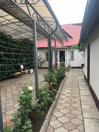 Дом, 250 м², 10 комнат, Риэлтор, Евроремонт Бишкек - сүрөт 1
