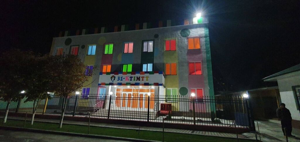 Дом, 100000 м², 10 комнат, Собственник, Старый ремонт Бишкек - сүрөт 1