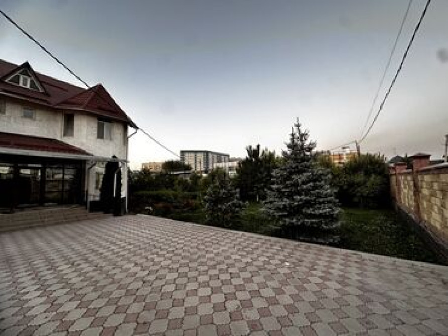 Дом, 300 м², 10 комнат, Собственник, Дизайнерский ремонт Bishkek - photo 3
