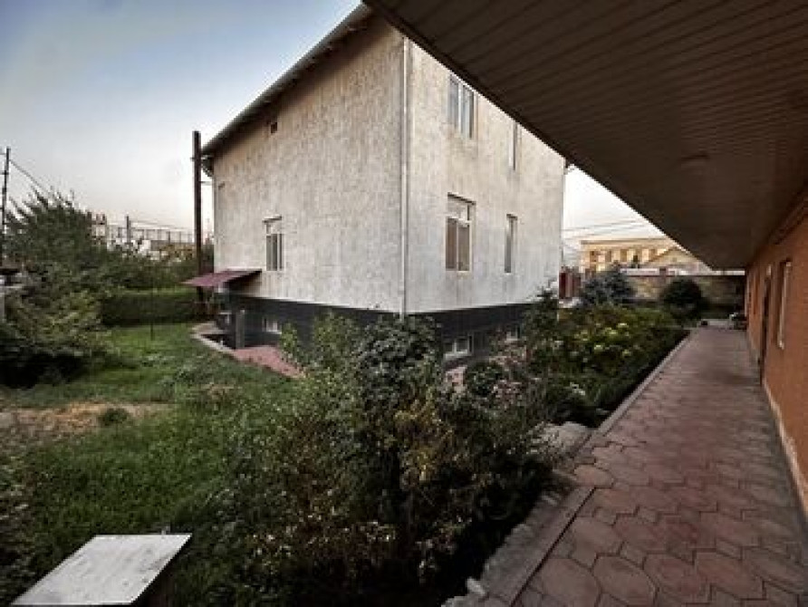 Дом, 300 м², 10 комнат, Собственник, Дизайнерский ремонт Bishkek - photo 5