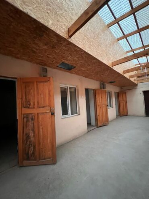 Барачный, 198 м², 10 комнат, Собственник, Косметический ремонт Bishkek - photo 2