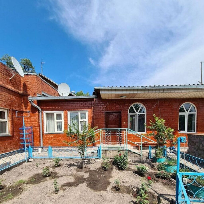 Дом, 219 м², 10 комнат, Собственник Бишкек - сүрөт 1