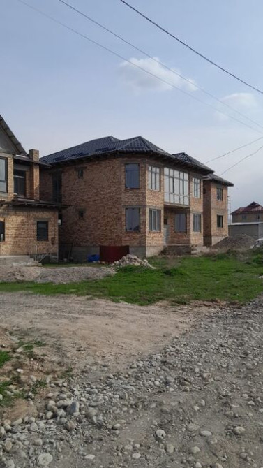 Дом, 300 м², 10 комнат, Агентство недвижимости, Старый ремонт Bishkek - photo 1