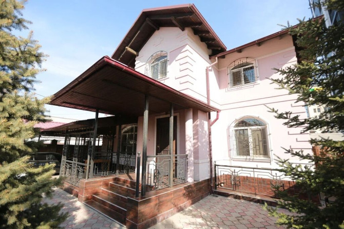 Дом, 360 м², 10 комнат, Собственник, Свежий ремонт Бишкек - сүрөт 1