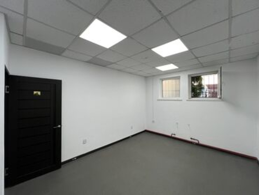 Продаю Офис 77 м², С ремонтом, Без мебели, Многоэтажное здание, Цокольный этаж этаж Бишкек - сүрөт 6