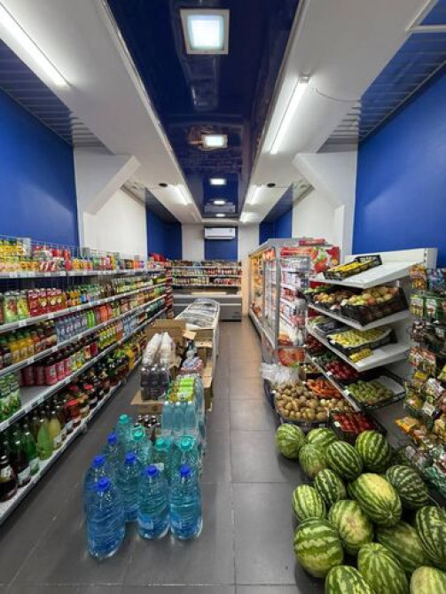 Продаю Офис 189 м², С ремонтом, С мебелью, Многоэтажное здание, 1 этаж Бишкек - сүрөт 8