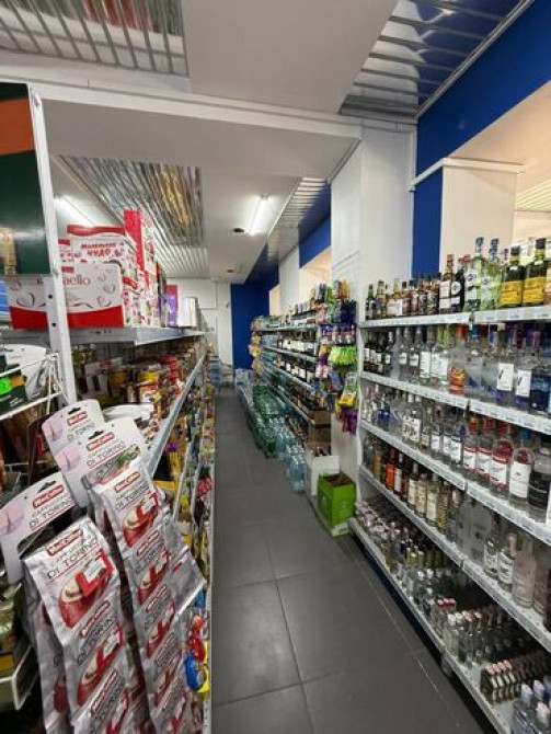 Продаю Офис 189 м², С ремонтом, С мебелью, Многоэтажное здание, 1 этаж Бишкек - сүрөт 6