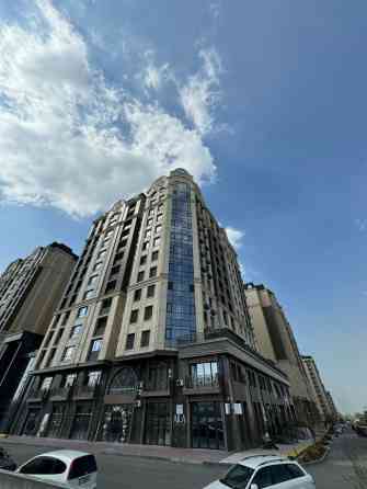Продаю Офис 174 м², Без ремонта, Без мебели, Многоэтажное здание, 2 этаж Бишкек
