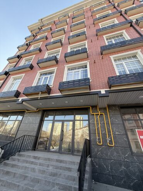 Продаю Офис 160 м², Без ремонта, Без мебели, Многоэтажное здание, 1 этаж Bishkek - photo 8