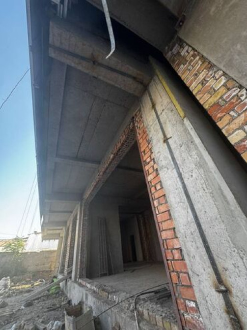 Продаю Офис 102 м², Без ремонта, Без мебели, 1 этаж Бишкек - сүрөт 2