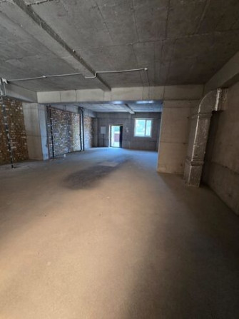 Продаю Офис 94 м², Без ремонта, 1 этаж Бишкек - изображение 4