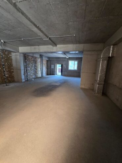 Продаю Офис 94 м², Без ремонта, 1 этаж Бишкек - сүрөт 4