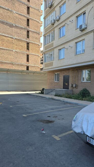 Продаю Офис 94 м², Без ремонта, 1 этаж Бишкек - сүрөт 1