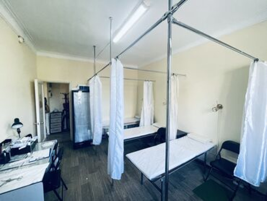 Продаю Офис 56 м², С ремонтом, Многоэтажное здание, 1 этаж Бишкек - сүрөт 7