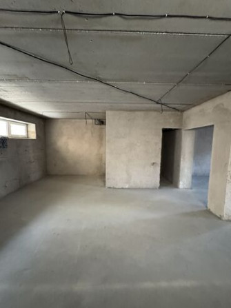 Продаю Офис 70 м², Без ремонта, Цокольный этаж этаж Бишкек - сүрөт 4