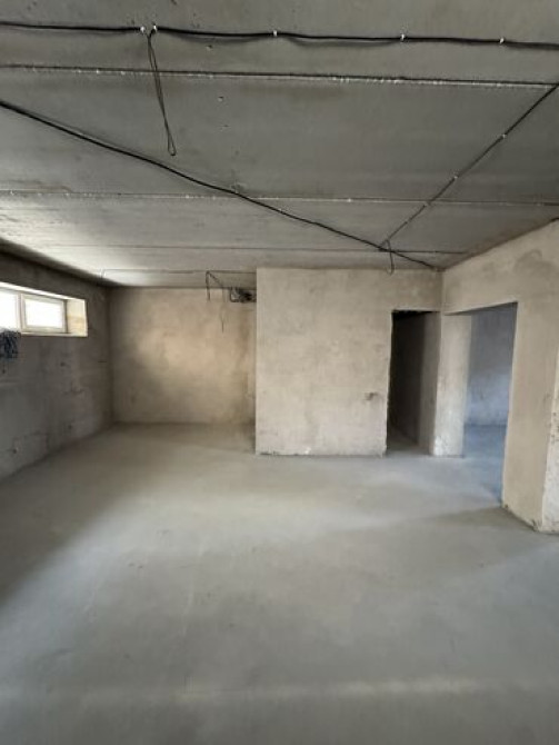 Продаю Офис 70 м², Без ремонта, Цокольный этаж этаж Bishkek - photo 4