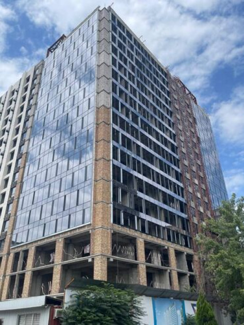 Продаю Офис 85 м², Без ремонта, Бизнес центр, 10 этаж Бишкек - сүрөт 2