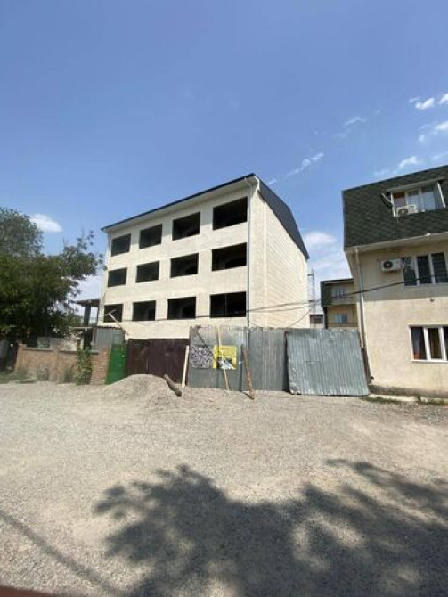 Продаю Офис 36 м², Многоэтажное здание, 1 этаж Бишкек - сүрөт 1