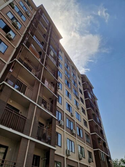 Продаю Офис 46 м², С ремонтом, Без мебели, Многоэтажное здание, Цокольный этаж этаж Бишкек - сүрөт 1