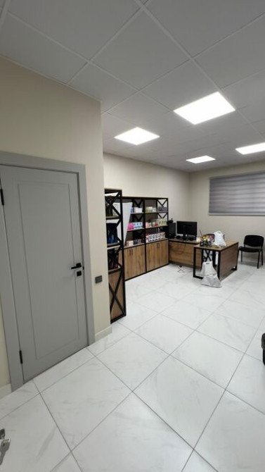 Продаю Офис 68 м², С ремонтом, Без мебели, Многоэтажное здание, Цокольный этаж этаж Bishkek - photo 6