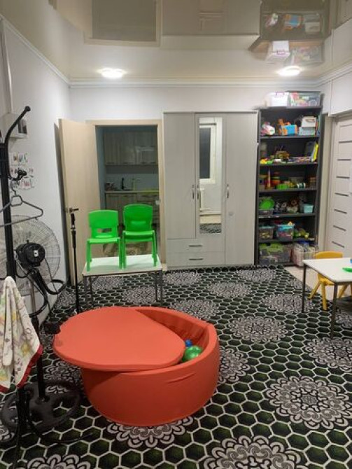 Продаю Офис 47 м², С ремонтом, Многоэтажное здание, Цокольный этаж этаж Bishkek - photo 3