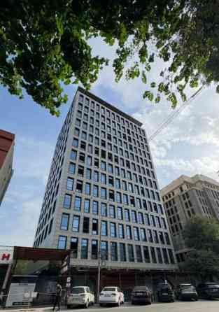 Продаю Офис 63 м², Без ремонта, Бизнес центр, 5 этаж Бишкек